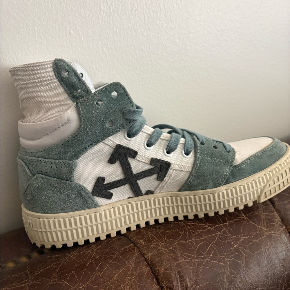 Men’s Off-White brand Virgil Abloh sneakers Sz 39